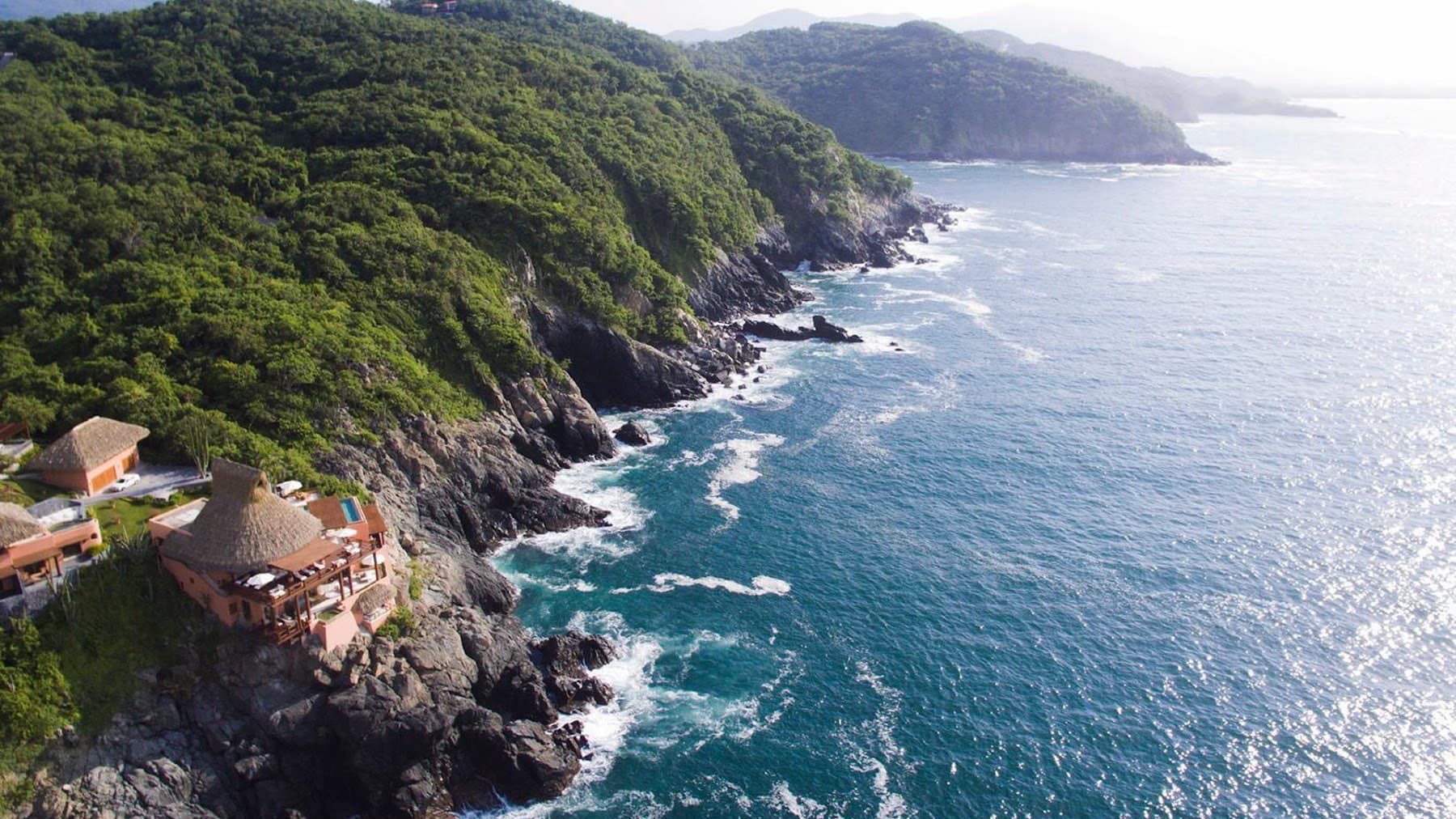 The Pacific side of the Punta Garrobo peninsula